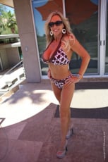 Sandra Otterson - Bikini Buster | Picture (9)
