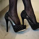 Sandra Otterson in 'Sissys Hallo Weenie'